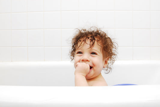 Sensitive skin toddler in the bath